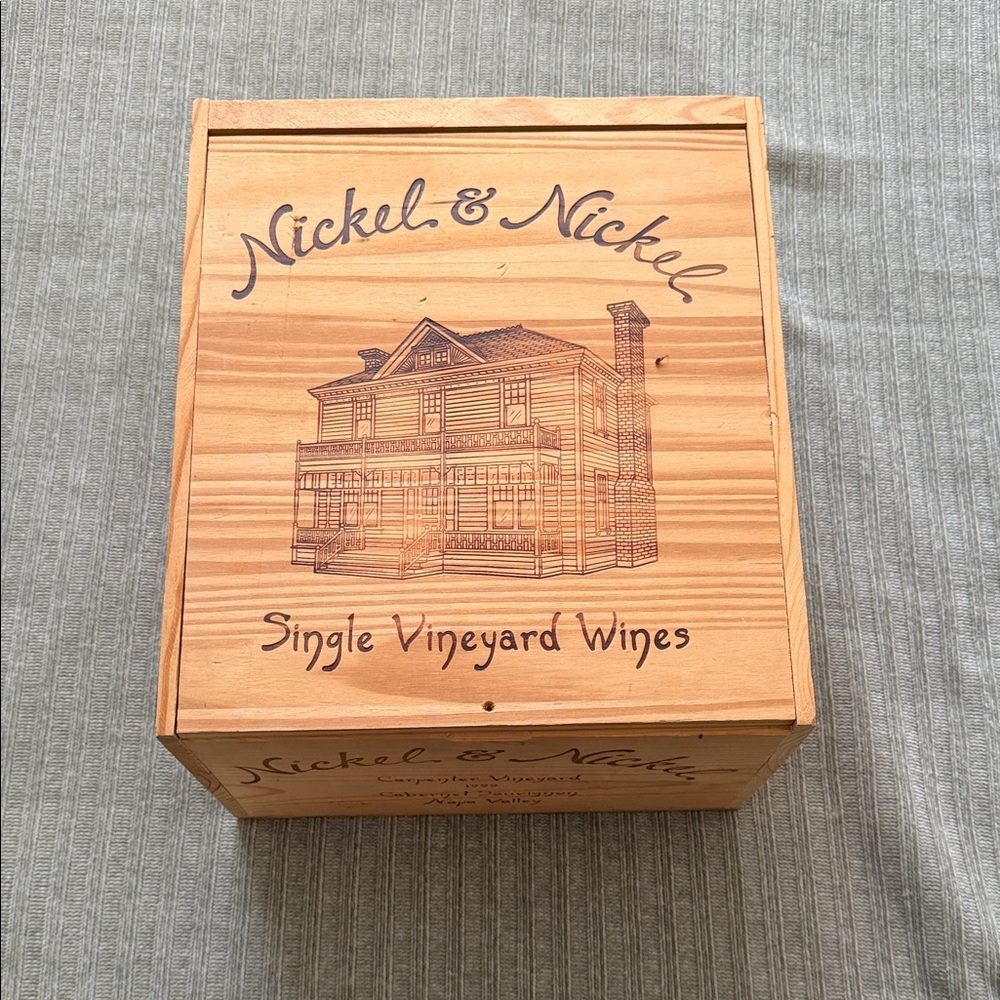 Nickel &Nickel winery box